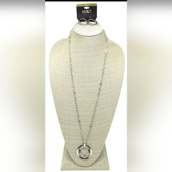 Silver Tone Chain Necklace Earring Set by MIXIT NWT 34" - Picture 1 of 2